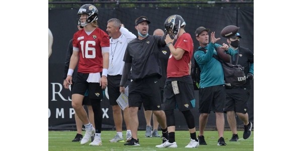 Trevor Lawrence cree que la nueva temporada será mejor